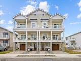 208 Surrey - Photo 1