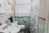 1118 Beach Ave W - Photo 17