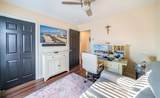 1043 West Ave - Photo 17