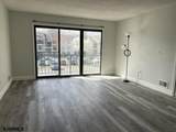 26 Colonial - Photo 4