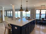 726 Shore Dr - Photo 5