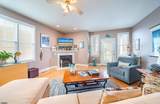 921 Bay - Photo 8
