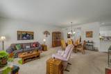 190 Southampton - Photo 5