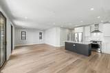 323 Oak - Photo 10