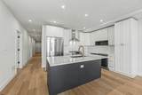 323 Oak - Photo 5