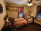 33 Chatham - Photo 12