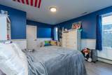 916 Asbury - Photo 18
