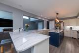 916 Asbury - Photo 4