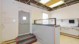 2431 Fairmount Ave - Photo 16