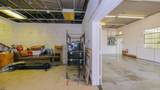 2431 Fairmount Ave - Photo 20