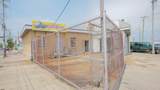 2431 Fairmount Ave - Photo 4