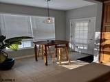 31 Farrah - Photo 11