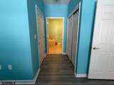 31 Farrah - Photo 22