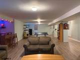 31 Farrah - Photo 37
