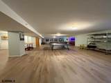 31 Farrah - Photo 40