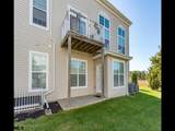 31 Farrah - Photo 45
