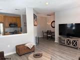 31 Farrah - Photo 6