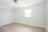 54 Shirley - Photo 18