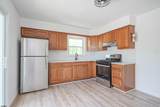 54 Shirley - Photo 8
