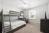 208 20TH - Photo 19