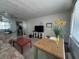 111 Surrey - Photo 3