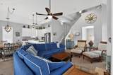 212 Central - Photo 7
