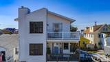 718 Simpson - Photo 1