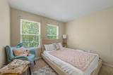 1553 Benjamin Franklin Court - Photo 13