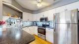 310 Harbour - Photo 3