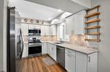 1128 Bay - Photo 12