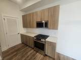 124 Saint James - Photo 4