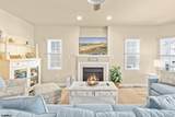 2757 Asbury - Photo 18