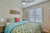 102 Essex - Photo 15