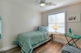 102 Essex - Photo 16