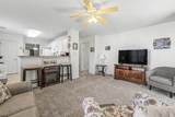 663 Chancery - Photo 13