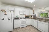 663 Chancery - Photo 9