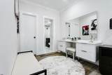 2721 Boardwalk - Photo 18