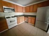 172 Colonial - Photo 5