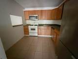 172 Colonial - Photo 6