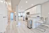 203 Somerset - Photo 15