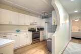 537 Bay - Photo 16