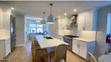2425 Harbor Ave - Photo 17