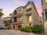 223 Washington - Photo 1