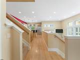 223 Washington - Photo 11