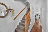 814 Surrey - Photo 13