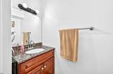 814 Surrey - Photo 14
