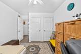 814 Surrey - Photo 26