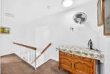 814 Surrey - Photo 27