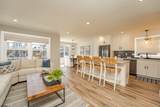 928 Bay - Photo 10