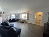 307 Essex - Photo 9